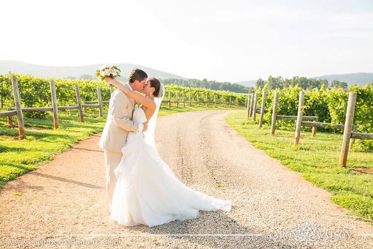 keswick vineyards couple
