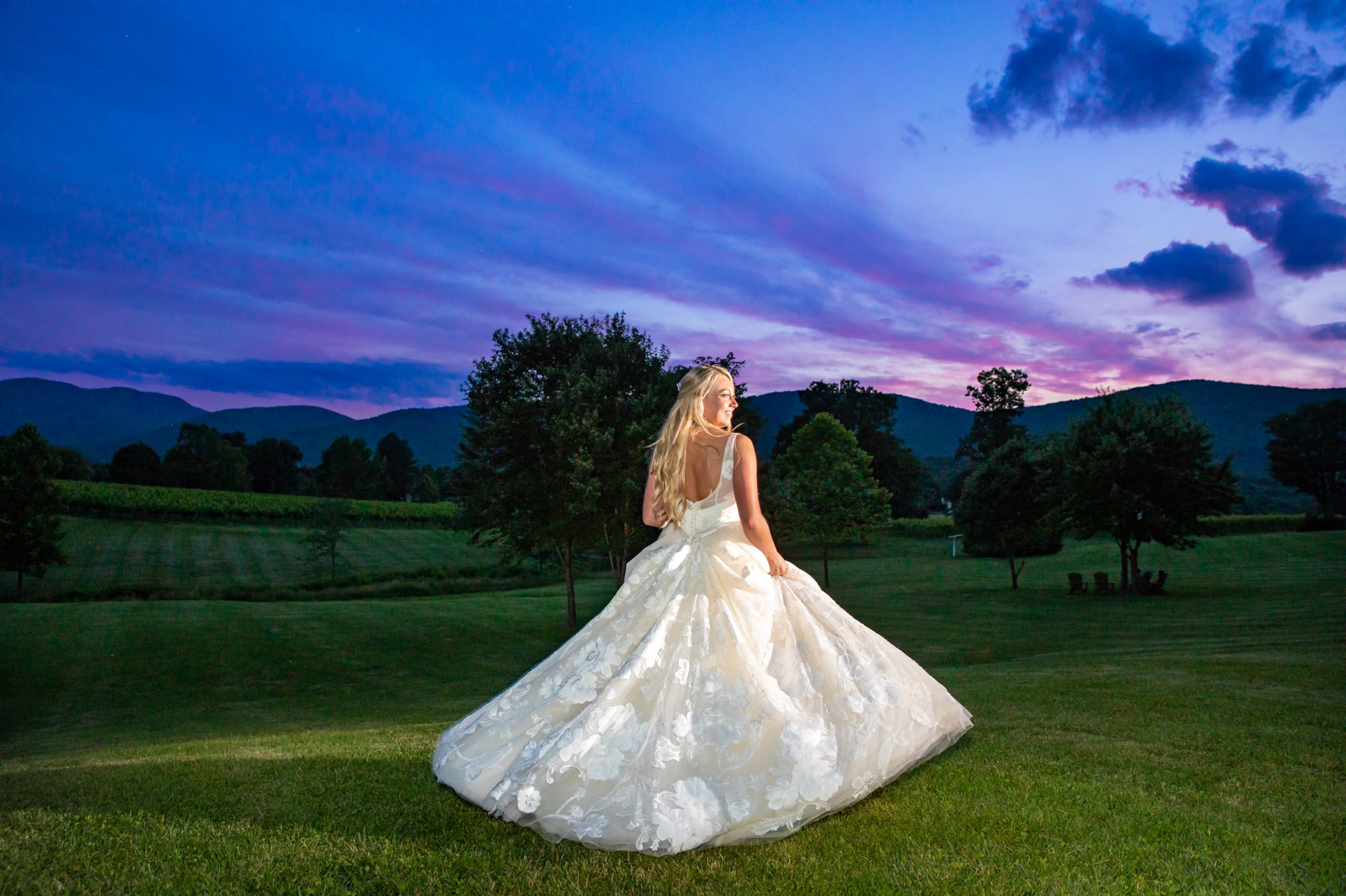 Best Veritas Vineyards Wedding Photographers