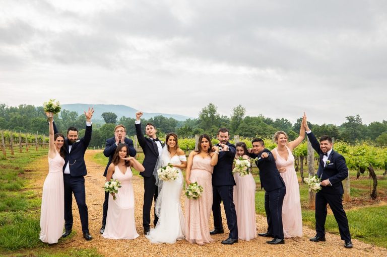 Best Bridal Party Wedding Pictures