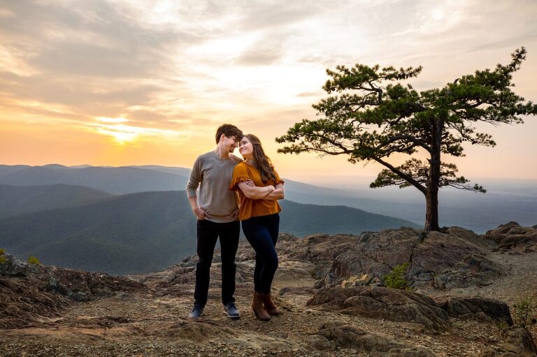 Sunset engagement session at Ravens Roost Overlook