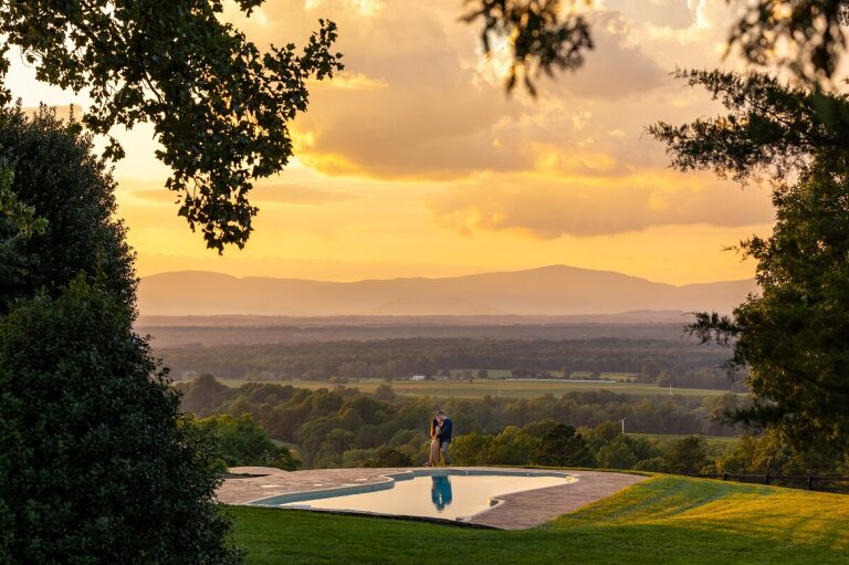 Best sunset engagement photos in Charlottesville