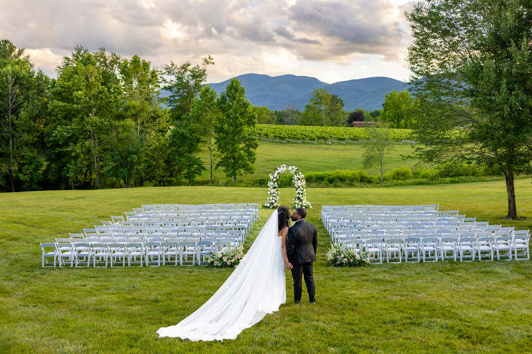 best Cville wedding photographer blue ridge mountains veritas vineyards