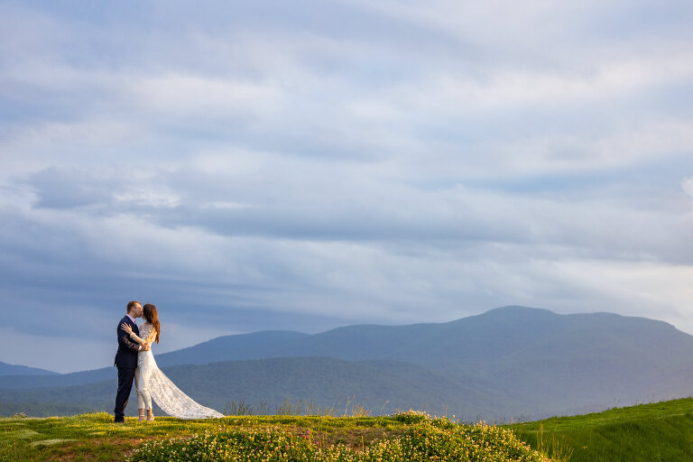 sunset engagement session ideas Hazy mountain vineyards